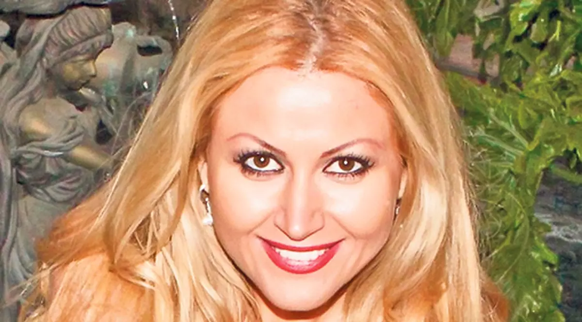 Fostul «IEPURAŞ» Anamaria Ferenţ cântă în bisericile americane