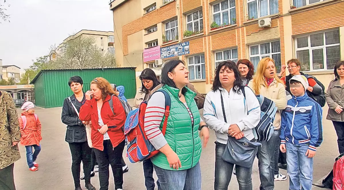Revoltă la şcoală din cauza unui elev bătăuş!