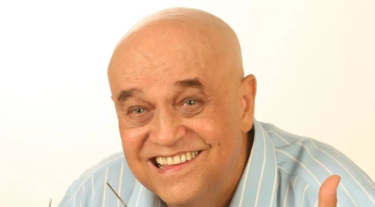 Nea Beni s-a apucat de rock la 77 de ani!