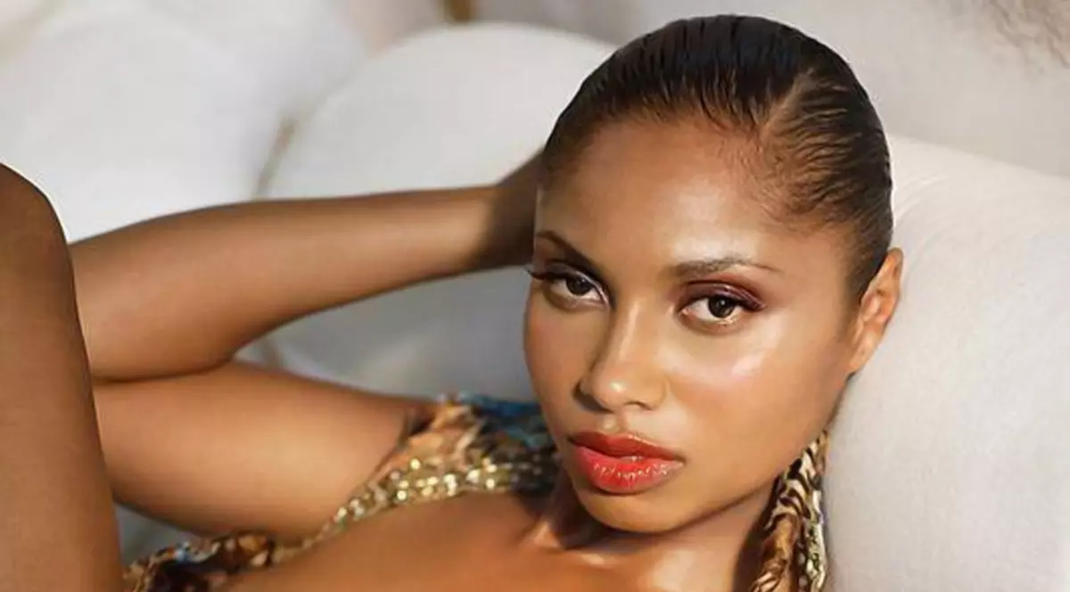 Laurette A TRECUT prin CLIPE GROAZNICE! Tatăl ei vitreg A MURIT!