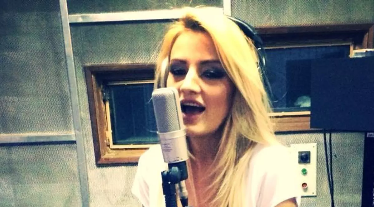 Cântăreaţa Myriam: "Am fost confundată deseori cu ALEXANDRA STAN"