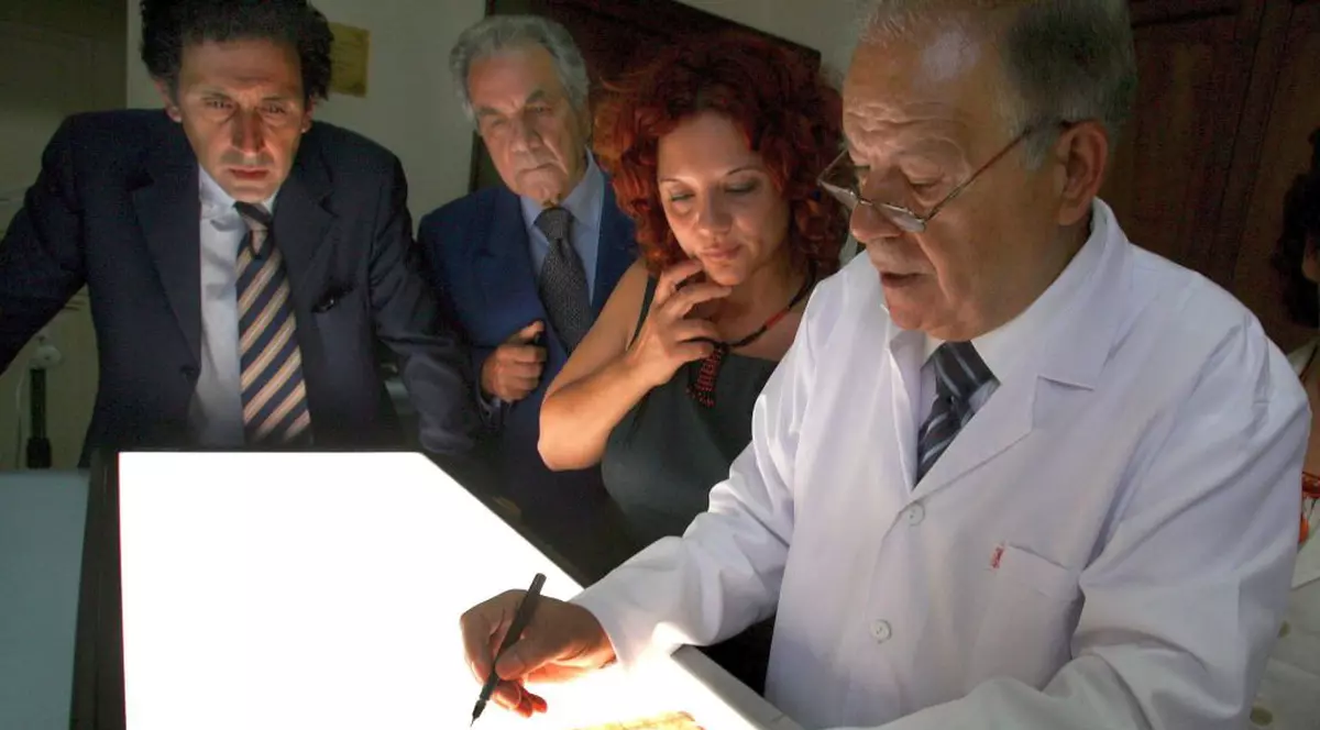 Documentul care vorbeşte despre «soţia lui Iisus» nu este nu fals modern