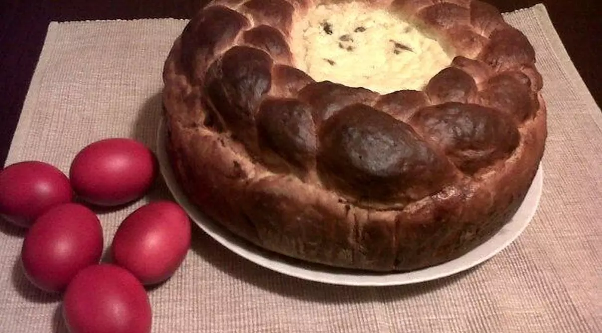 REŢETĂ SIMPLĂ de PASCĂ. ALEGE SĂ FACI PREPARATUL la MAŞINA DE PÂINE! NOI AM ÎNCERCAT-O