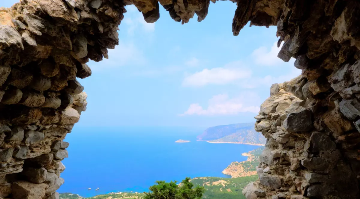 3 motive să-ți faci vacanța în Rhodos