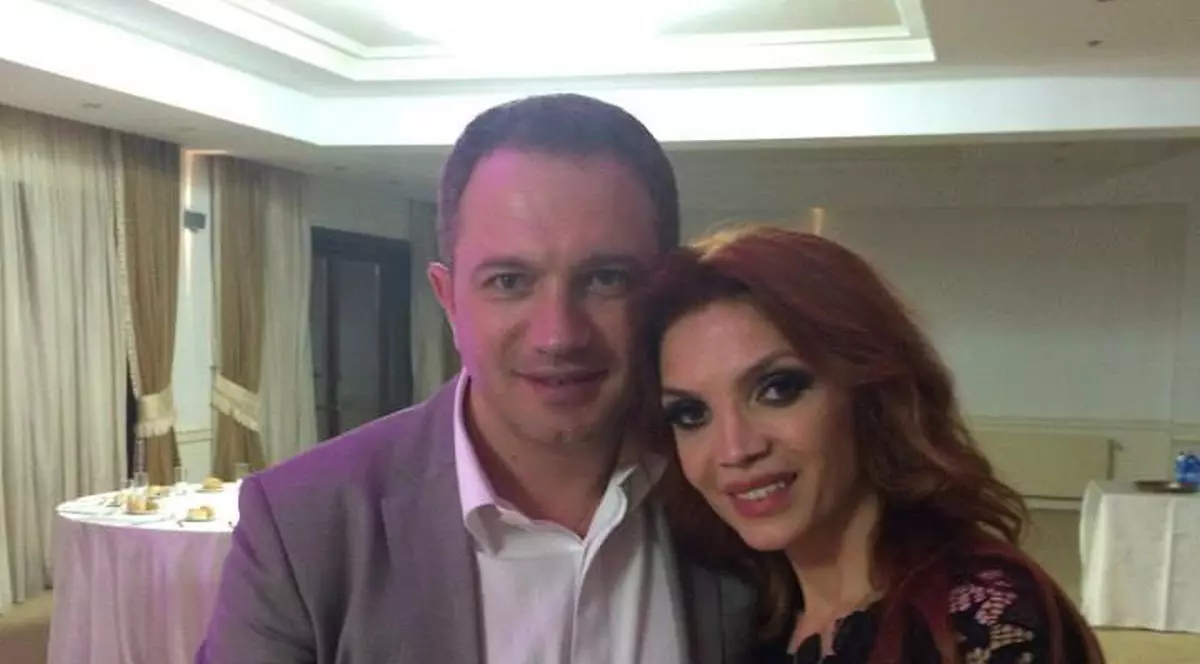 MARE PETRECERE! CRISTINA SPĂTAR i-a RUPT TURTA adorabilei ei FETIŢE! | FOTO