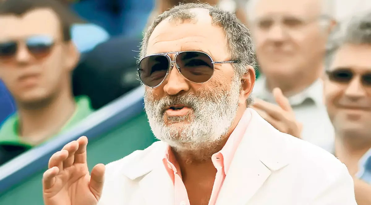 Țiriac și-a luat BMW de 86 de ani