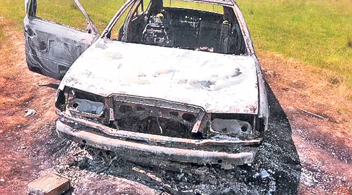 Carbonizat la volanul maşinii