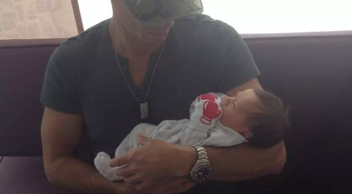 VASILICĂ 2014 este VEDETĂ PE INTERNET | FOTO