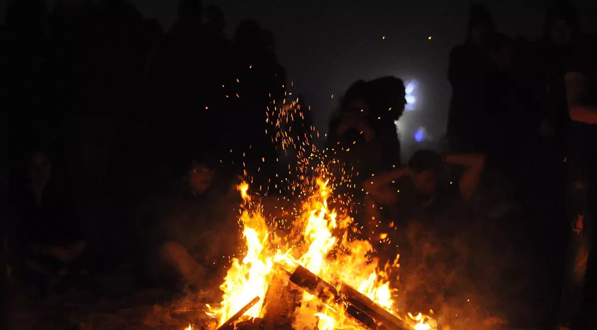 Vama Veche REDEVINE patria PETRECERILOR FĂRĂ FIŢE, plaja, CEL MAI MARE RING DE DANS | FOTO EXCLUSIV