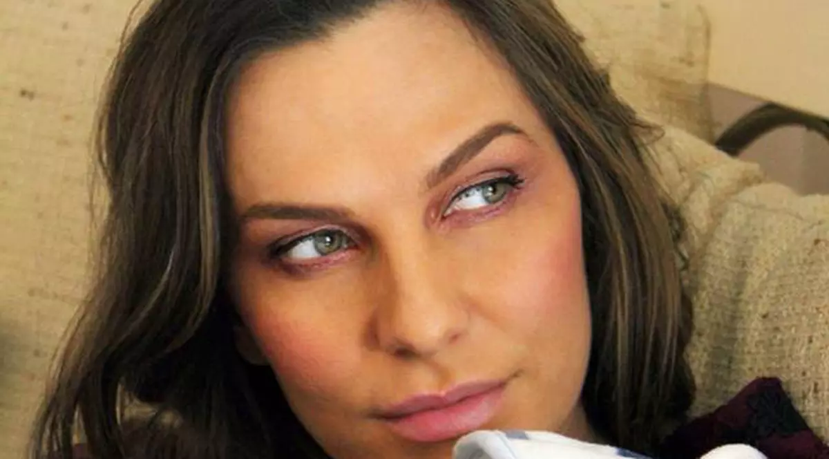 Anna Lesko, ÎNGROZITĂ! Iată CUM S-A SIMŢIT CUTREMURUL la ea acasă | VIDEO