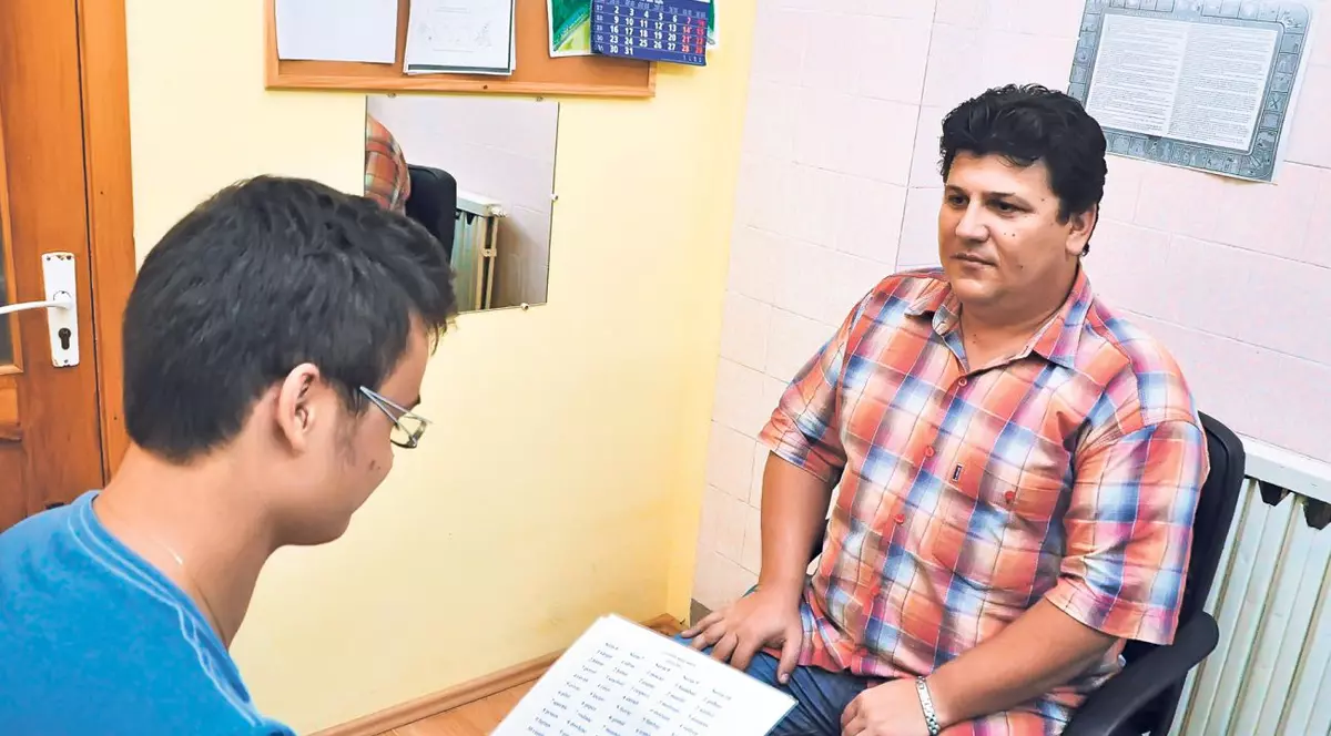 «Eroii anonimi ai României» | Poliţist, logoped, OM! Lucian Lungu a vrut să smulgă mai uşor mărturisirile infractorilor şi a ajuns să schimbe vieţile copiilor cu probleme de vorbire