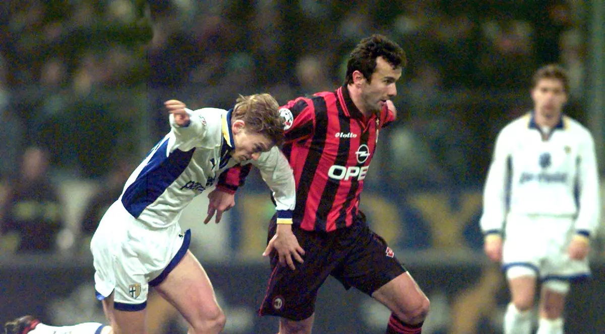 Savicevici împlinește azi 50 de ani! ”La AC Milan, toți erau contra mea”! Magii marca ”Il Genio” / VIDEO