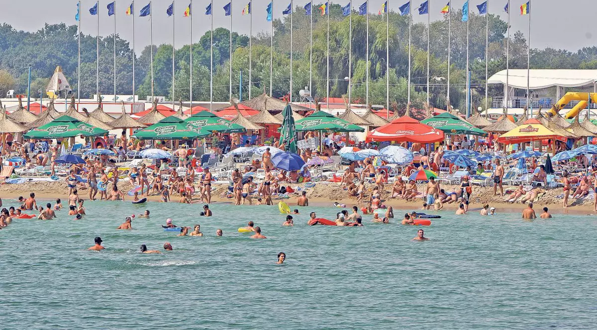 Bătaie pe moldoveni! Românii şi bulgarii se întrec în tehnici de «momire» a turiştilor de peste Prut