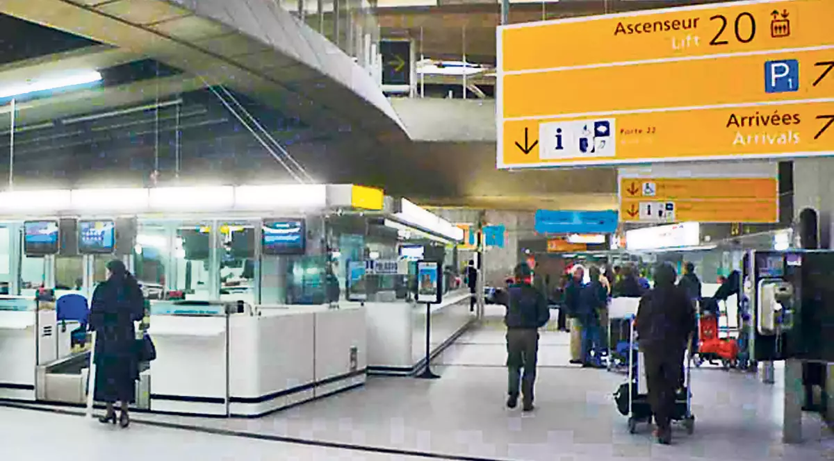 TRAGEDIE ÎN AEROPORT! O femeie A MURIT, după ce a fost supusă CONTROLULUI DE RUTINĂ