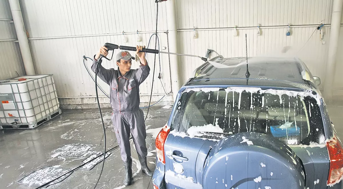 Vom spăla maşinile mai ieftin?