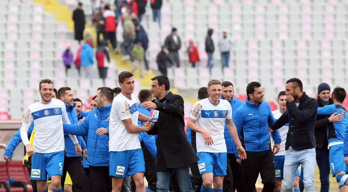Costel Gâlcă are tot Viitorul pe mână!