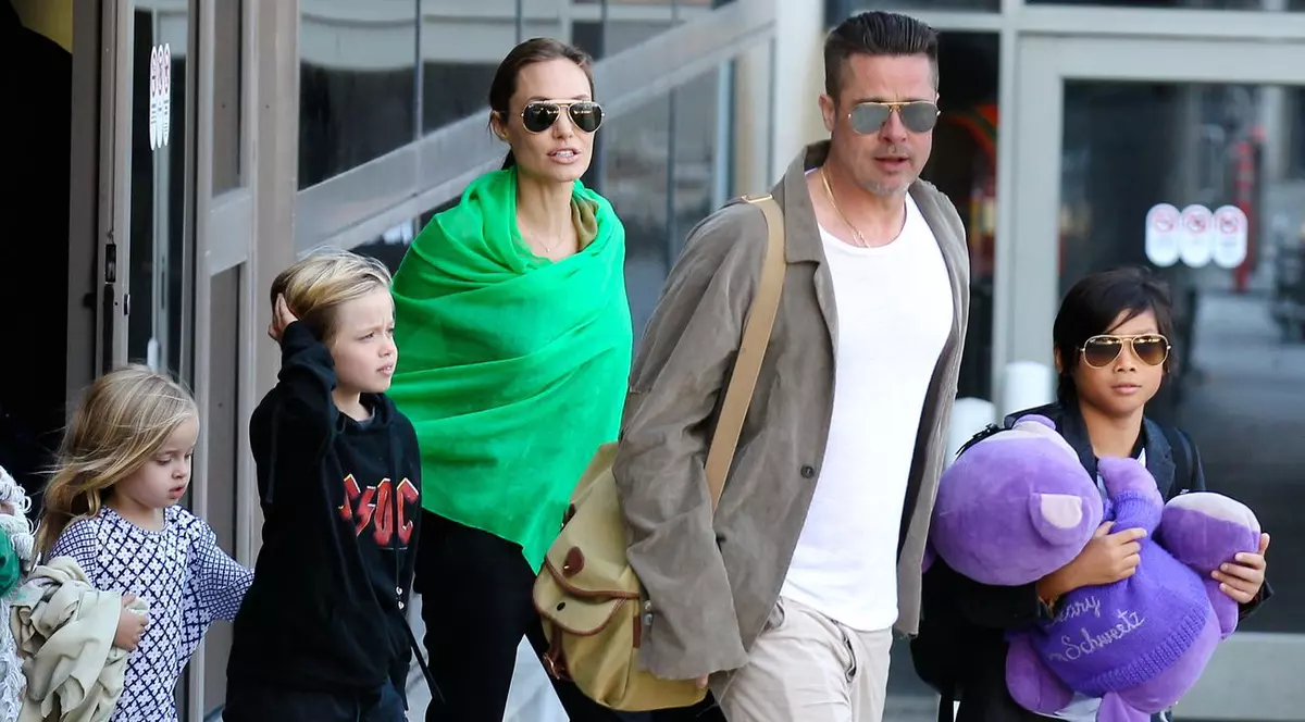 Angelina Jolie se TEME pentru COPIII ei! De ce nu îi poate PROTEJA