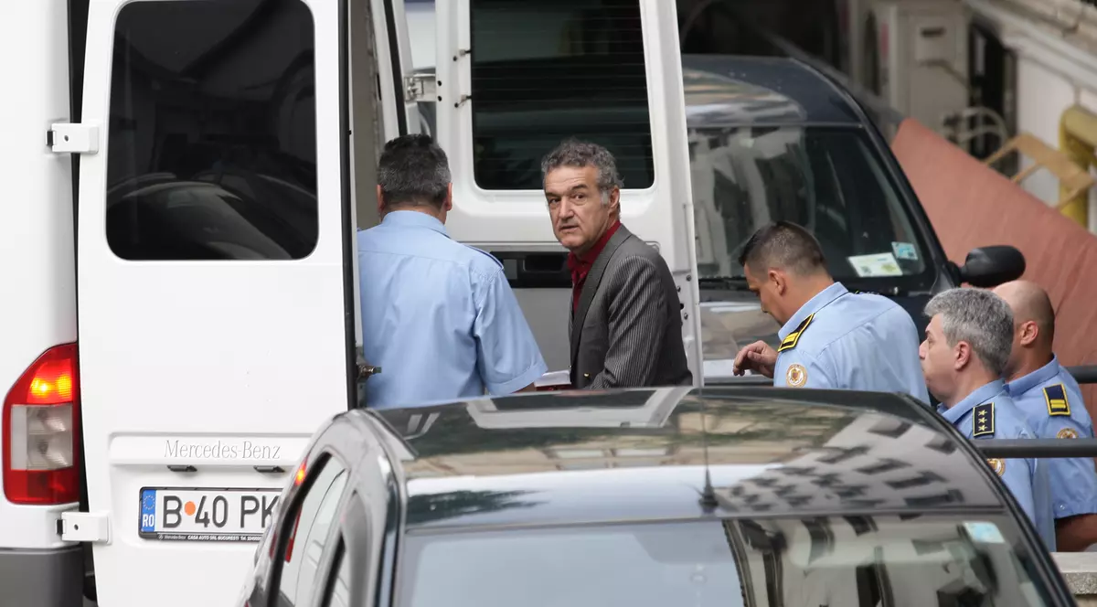 PRIVILEGIILE de care beneficiază Gigi în puşcărie: "NU E VALABIL şi pentru el"