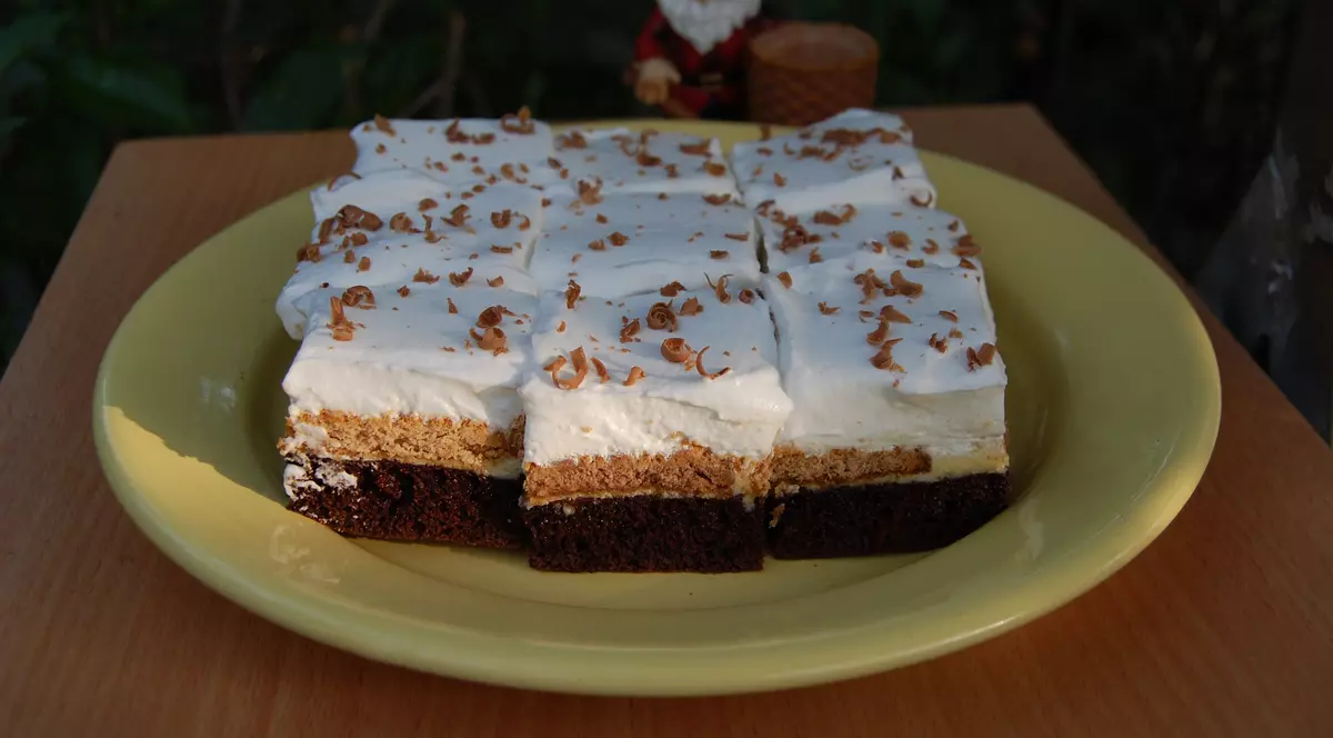 Chiar că e o delicatesă! Și se face în numai o oră. Uite cum faci delicatesă cu biscuiți