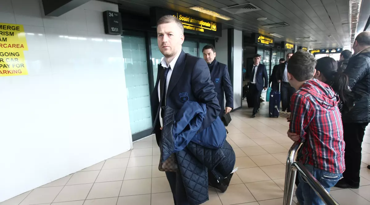 Edi Iordănescu îi atacă dur pe antrenorii care se autopropun la Steaua: ”Daţi în penibil!”