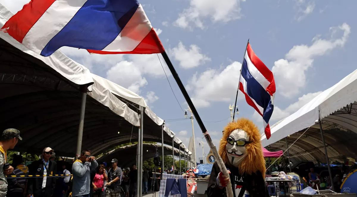 LOVITURĂ SE STAT în Thailanda! Populaţia, ÎNDEMNATĂ SĂ-ŞI PĂSTREZE CALMUL  | FOTO