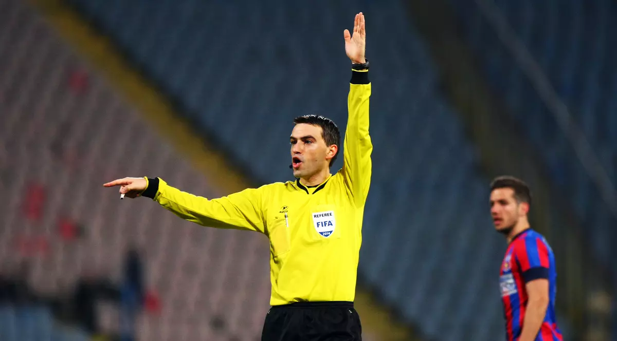 Arbitrii români la mare căutare în Europa. Haţegan va conduce un meci din Liga Campionilor!