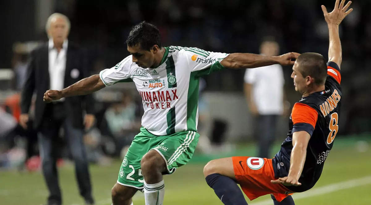 Bănel Nicoliţă: ”Încă doi jucători vor să plece de la Steaua!”