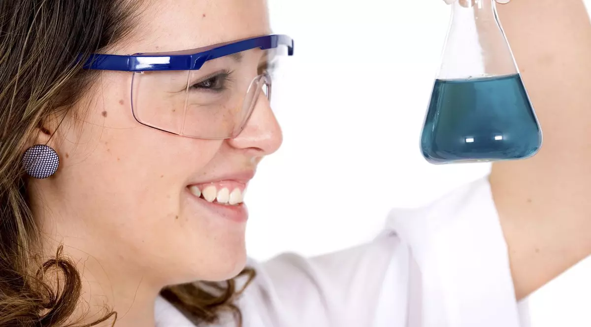Cea mai MARE PERFORMANŢĂ din ISTORIE! ROMÂNII, mai BUNI decât RUŞII la chimie