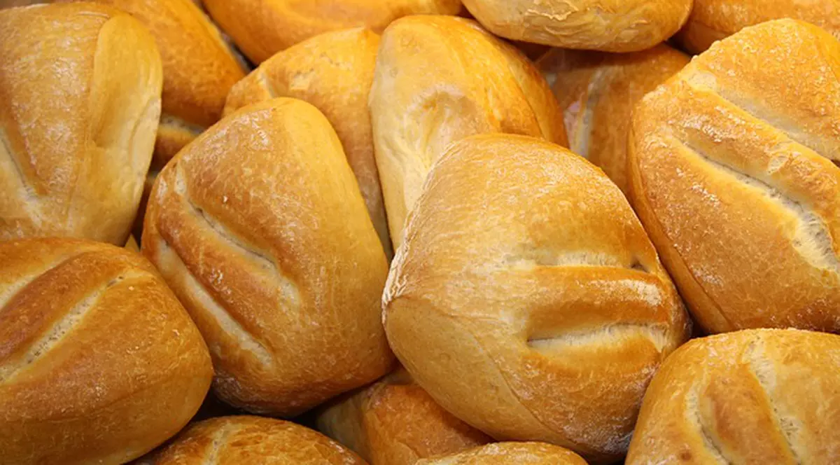 De la 1 noiembrie, SE SCHIMBĂ REŢETA de PÂINE