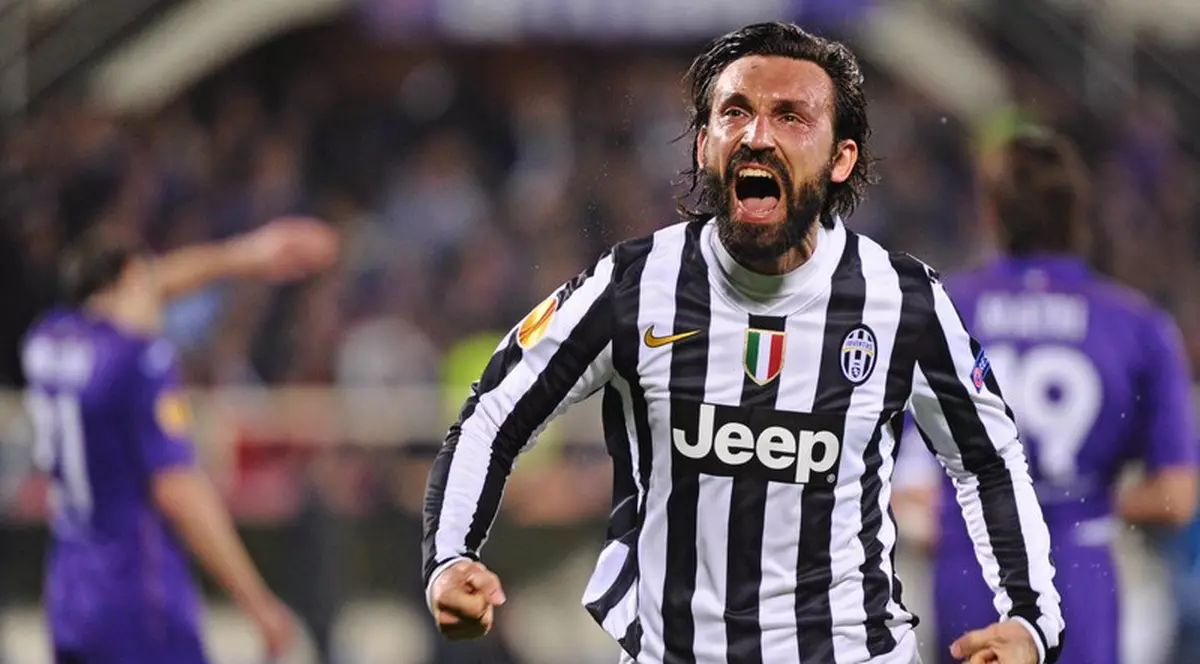 Andrea Pirlo îl atacă pe Van Gaal: "Să-şi asume greşeala"