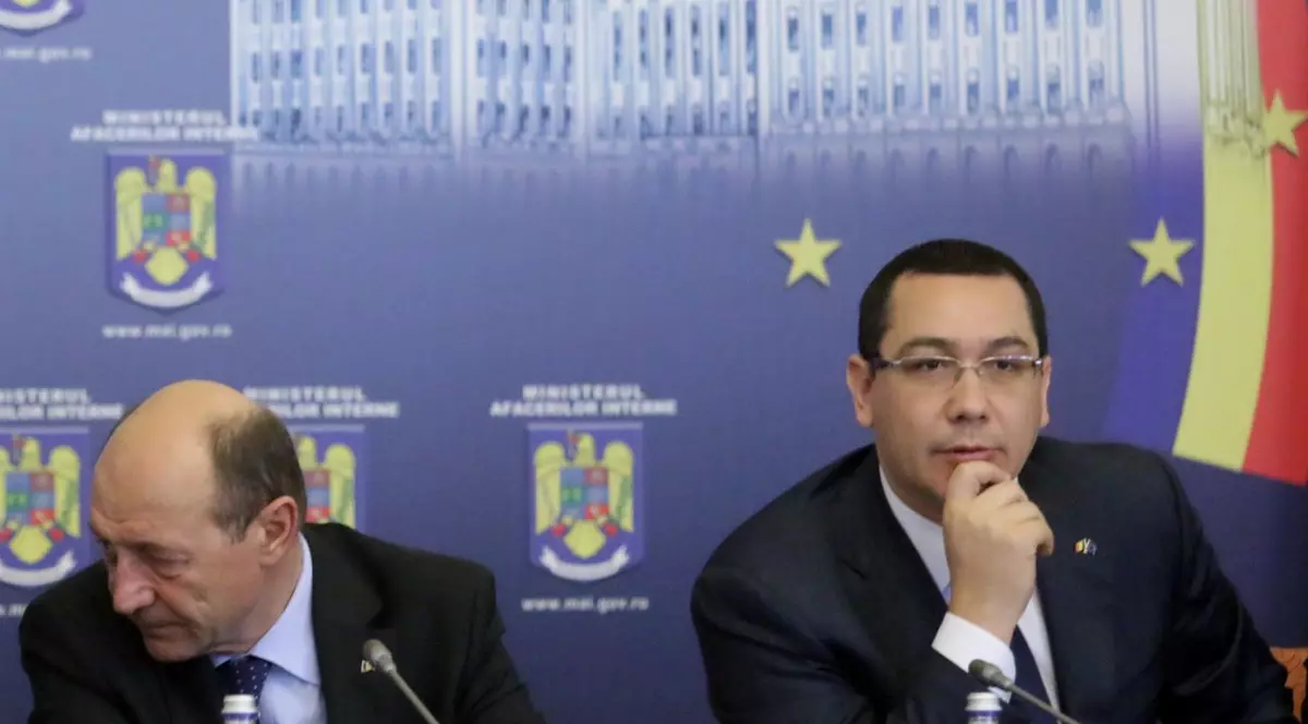 Victor Ponta, despre CRIN ANTONESCU: "Dacă te ALIEZI cu doamna UDREA, este greu să spui că eşti anti-Băsescu"
