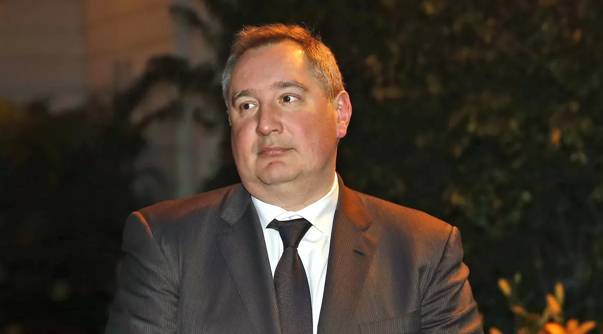 Dmitri Rogozin s-a AUTOINVITAT la Bucureşti! Ce MESAJ le-a transmis lui Ponta şi Băsescu
