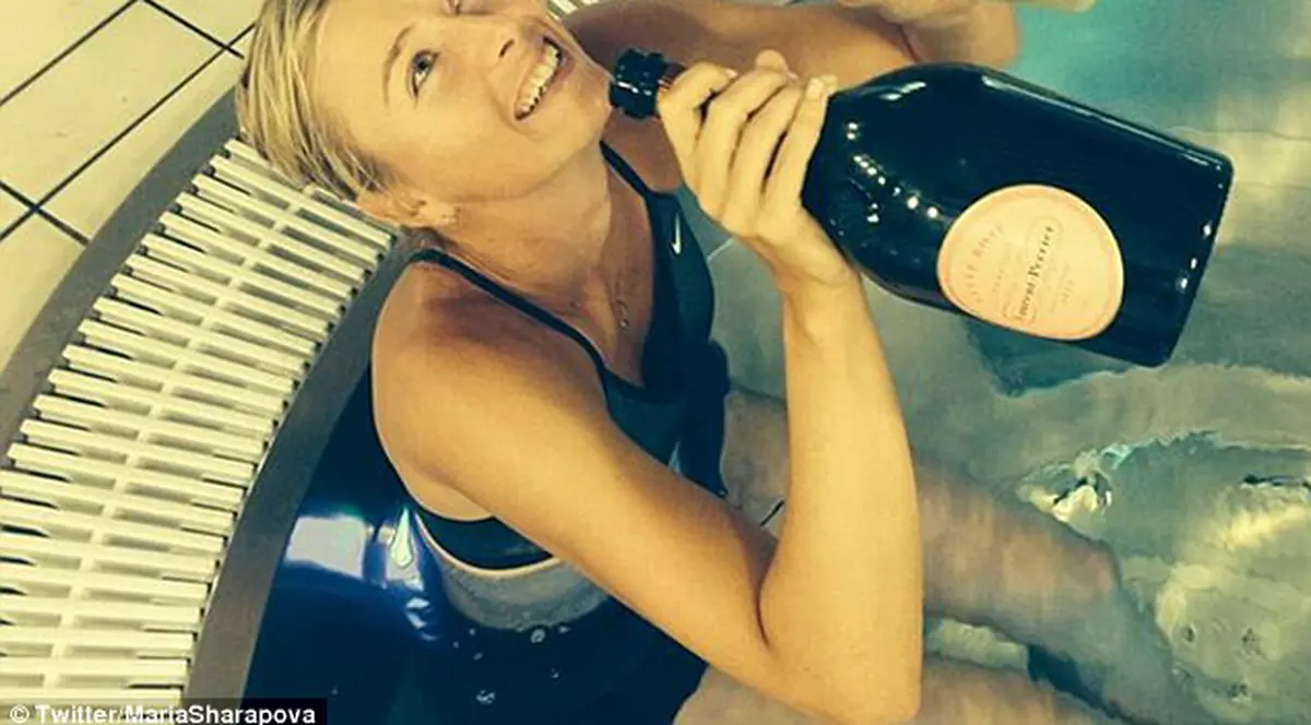 Veşti bune pentru fanii Mariei Şarapova. Rusoaica este din nou singură