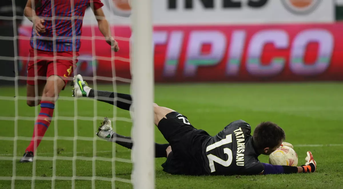 Tătărușanu va câștiga de patru ori mai mult la Fiorentina decât la Steaua