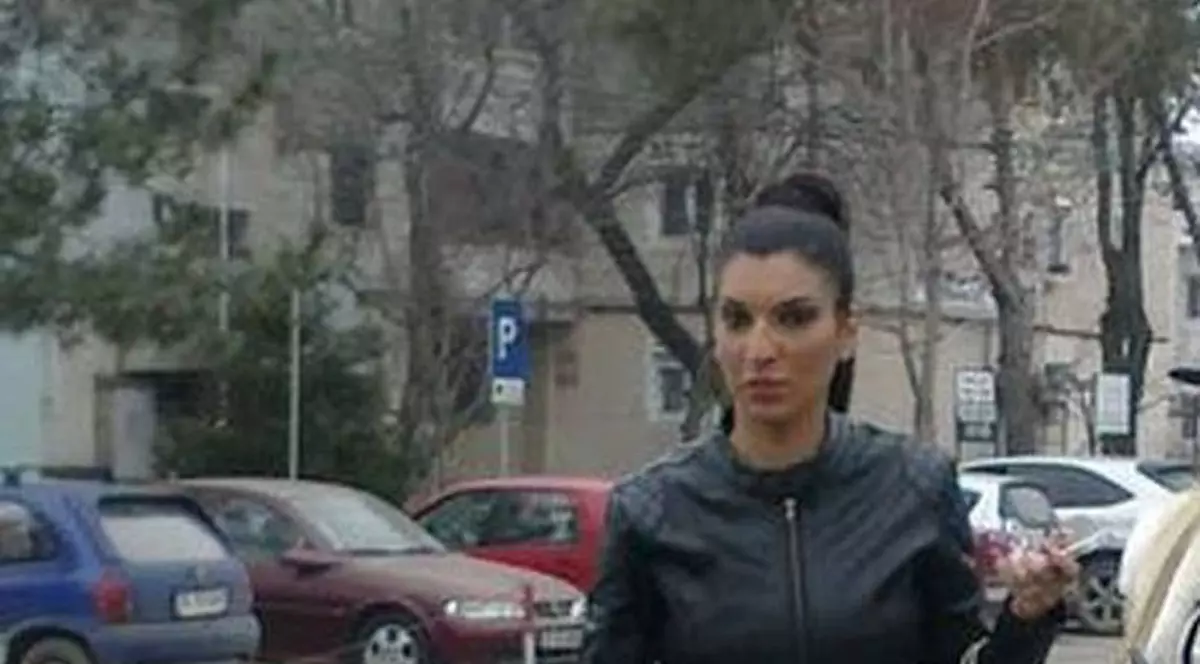 Andreea Tonciu, LUATĂ la BĂTAIE în PARC! NASUL brunetei, MOTIV de SCANDAL