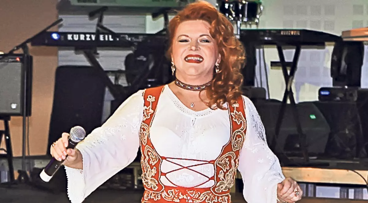 Maria Cârneci: «Mi-ar fi plăcut să fiu judecător!»