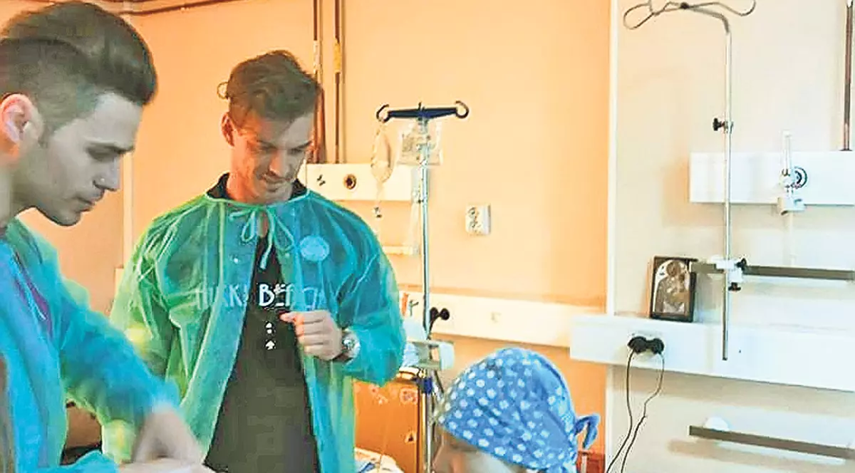 Vlădău ajută copiii bolnavi de cancer