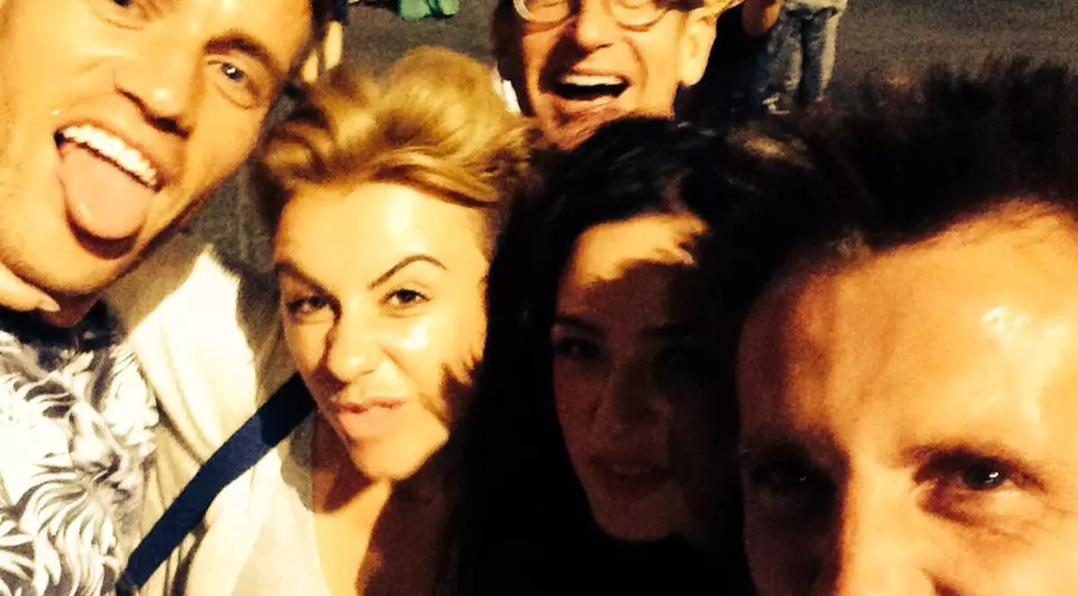 GALERIE FOTO / Chiricheş, nuntă de 500.000 de euro! I-a cântat un manelist