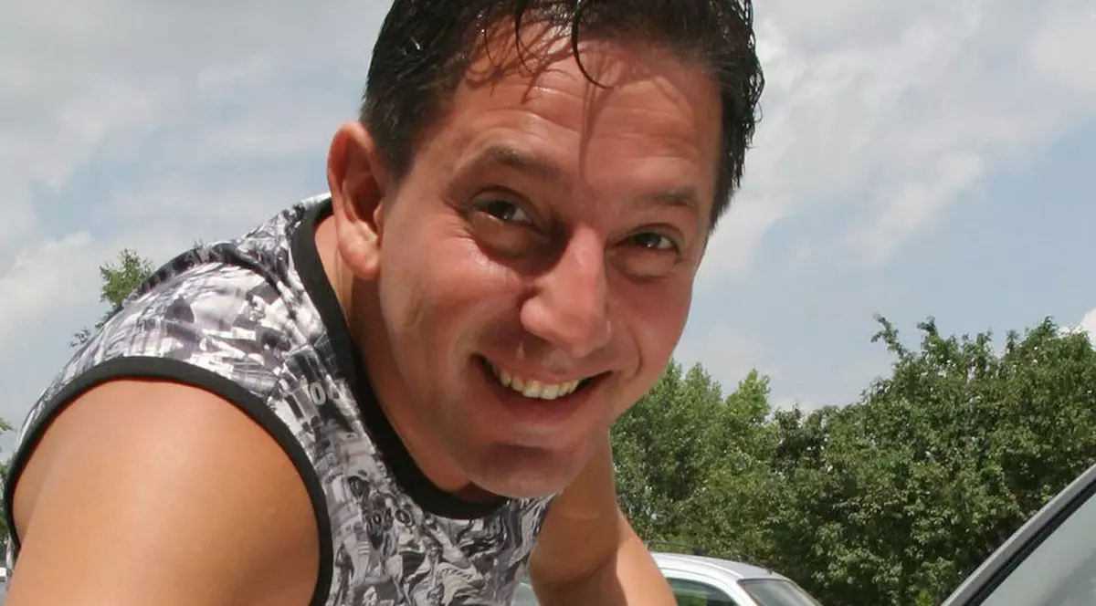 Costin Mărculescu are apucături de divă! Ce şi-a făcut ca să scape de riduri