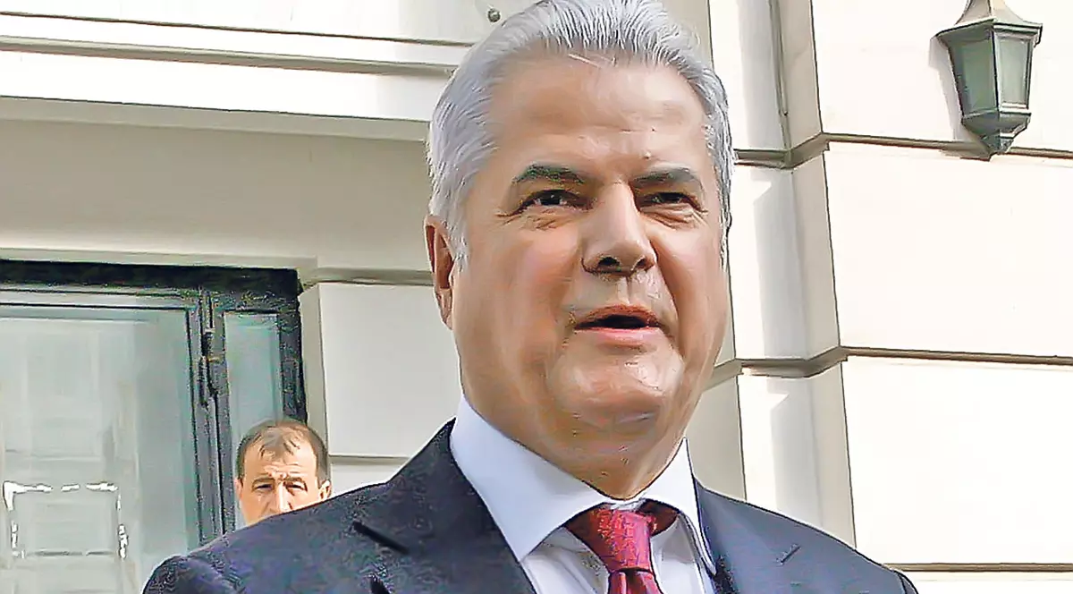 Adrian Năstase a primit 6 luni în plus, dar poate scăpa în două săptămâni! Libertatea vă explică de ce va părăsi mai repede puşcăria