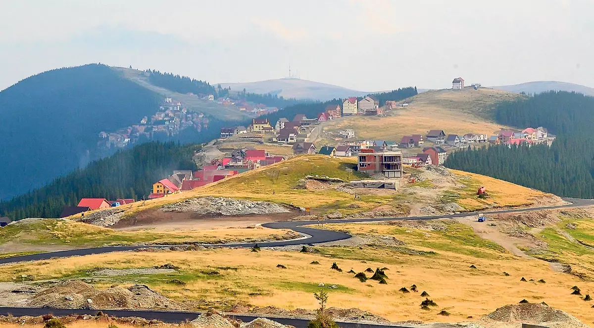 INTERZIS pe Transalpina toată vara!