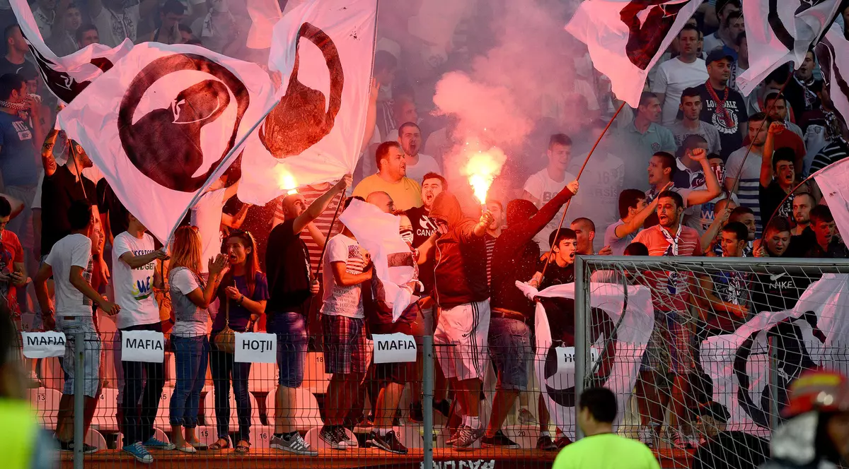 VIDEO / Mobilizare fără precedent a fanilor: ^”Rapid nu moare!”