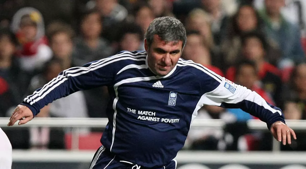 INCREDIBIL: Gică Hagi vrea să revină pe teren în Liga I!