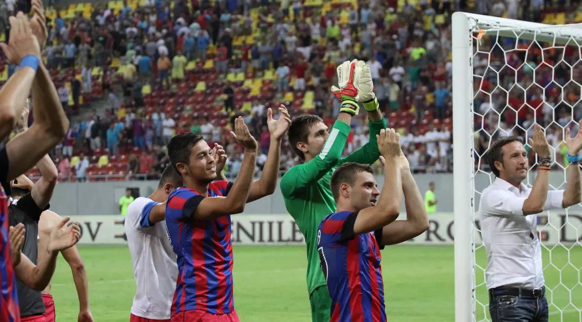 Steaua mai VINDE un fotbalist: "E adevărat, sunt în discuţii cu ei"!
