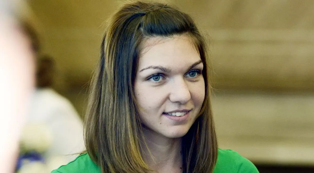 Simona Halep RÂVNEŞTE LA fostul IUBIT al Mădălinei Ghenea? | VIDEO