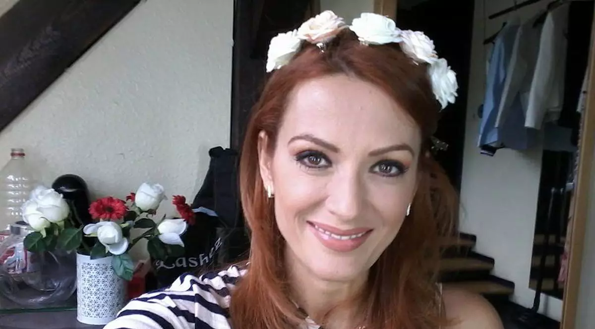 POZE RARE! ANCA TURCAŞIU, de la GRĂDINIŢĂ la ADOLESCENŢĂ! | FOTO