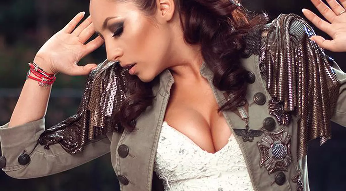 Andra, SCHIMBARE DE LOOK! Uite cum au reacţionat fanii artistei | FOTO ÎN ARTICOL