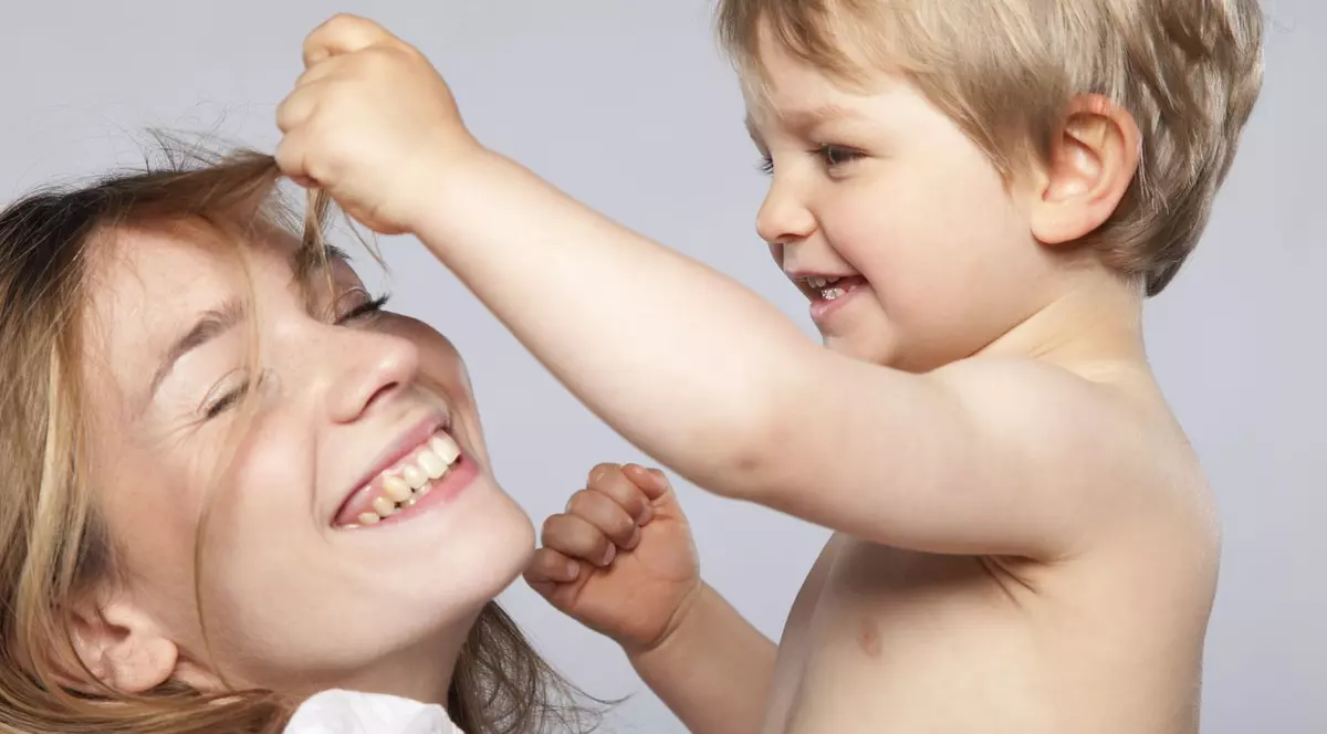 ROMÂNII NU mai fac COPII! S-a înregistrat cea mai MICĂ NATALITATE după al doilea Război Mondial 