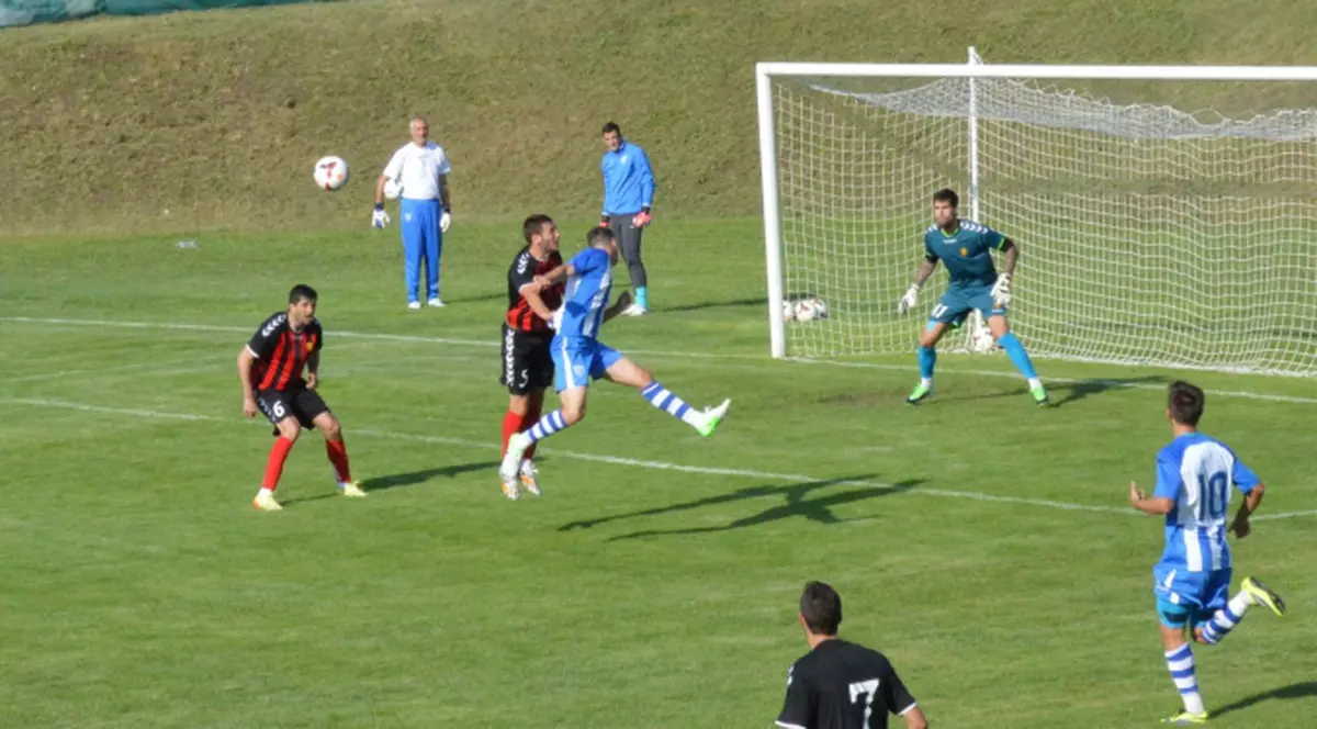 CSU Craiova - Vardar Skopje 2-2. Oltenii au egalat în ultimul minut.