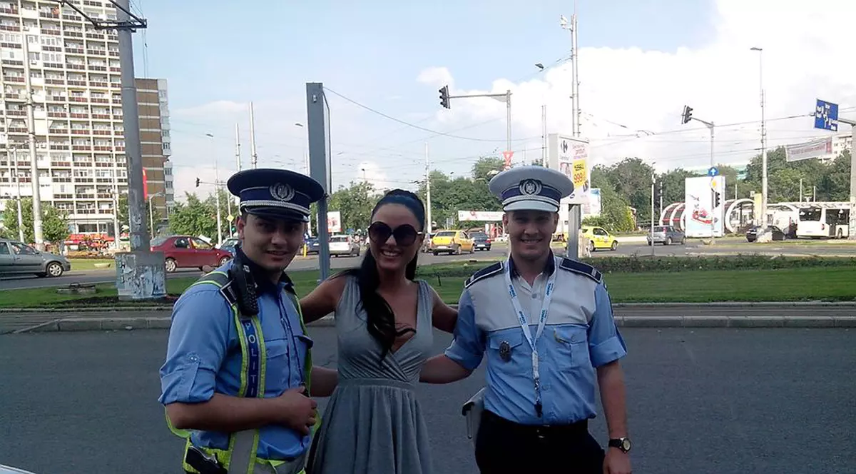 Asistenta TV Daniela Crudu a fost prinsă de polițiști circulând cu 197 km/h.